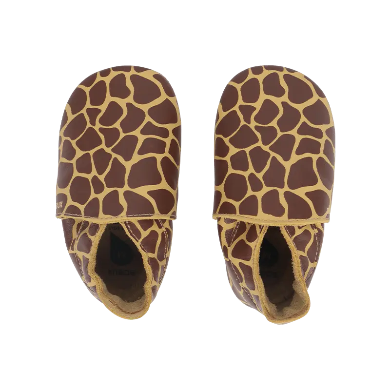 Soft Soles Giraffe Print Fall Leaf | Bruin