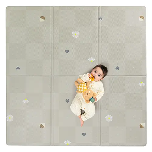 Fold & Play Checkers Mat