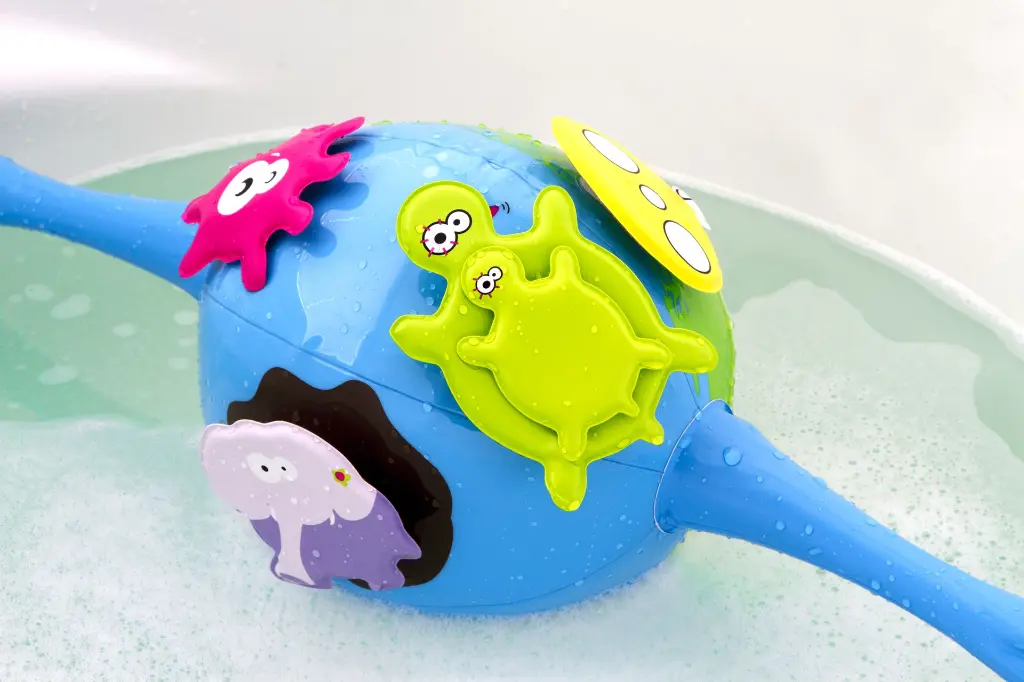2266_00_aquaworld_LIFESTYLE_2.webp
