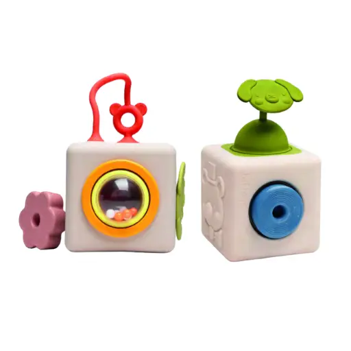 [13885-TAF] Peek & Play Silicone Cube